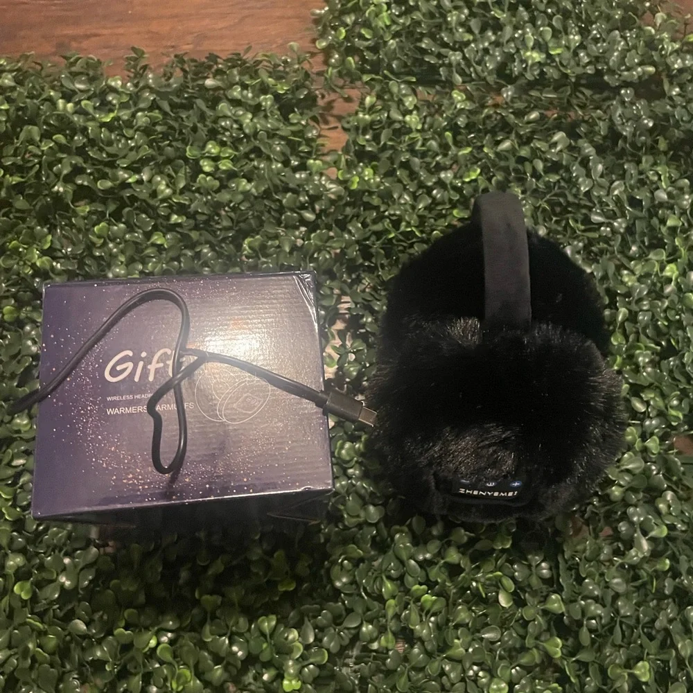 Bluetooth earmuffs
